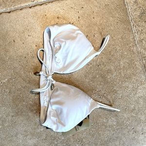 Vix Paula Hermanny White Balloon Bralette bikini top